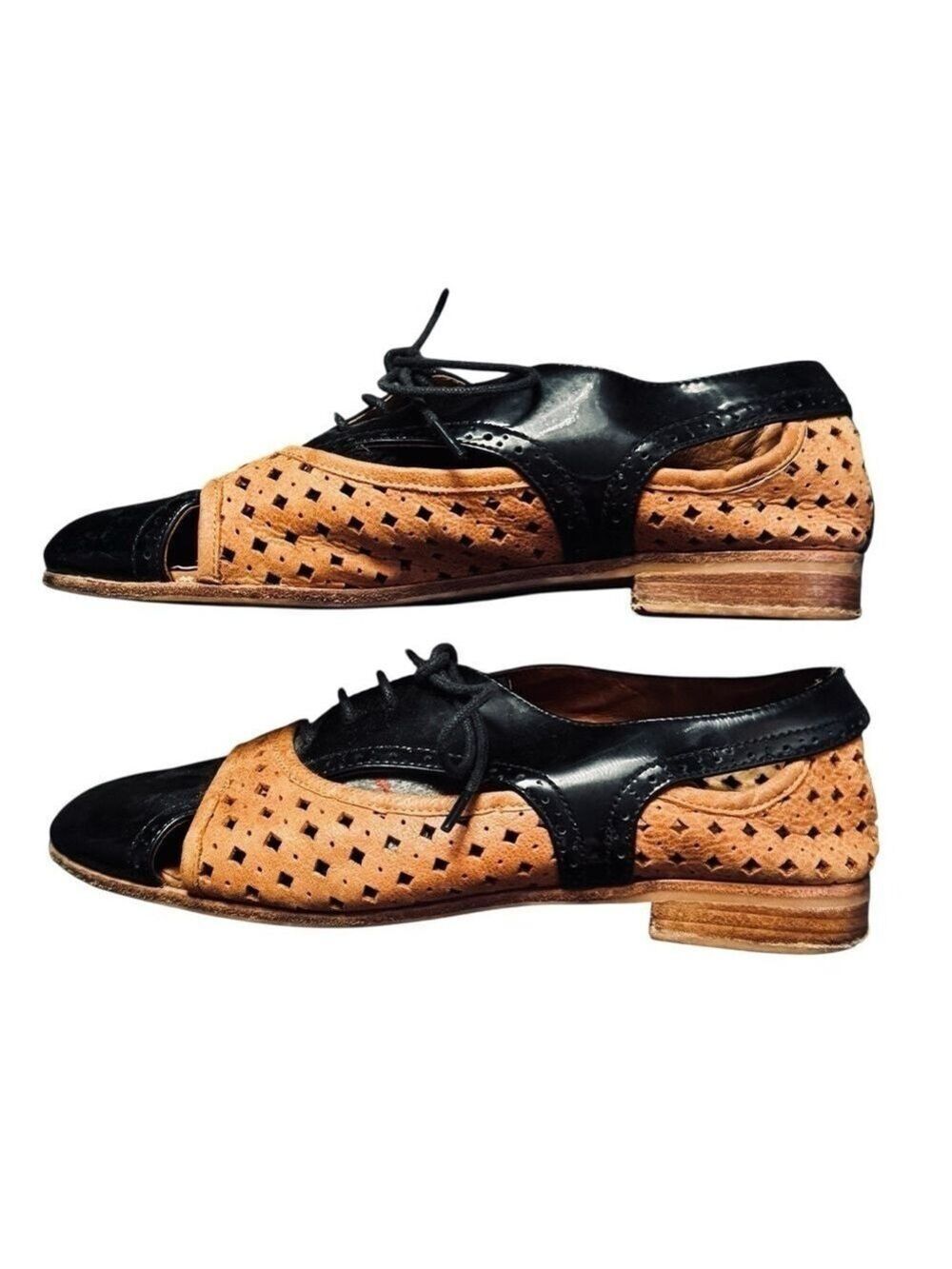 Jeffrey Campbell Handmade Ibiza Last Black and Tan Leather Flats Size 38